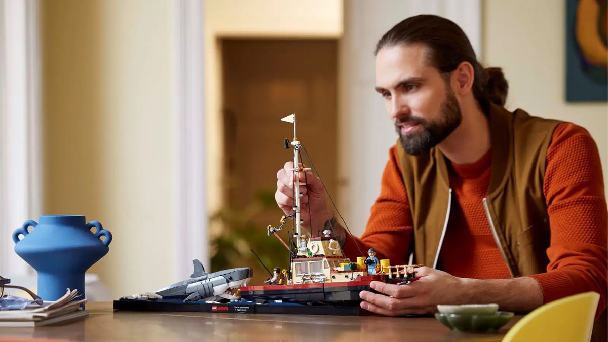 LEGO Jaws set