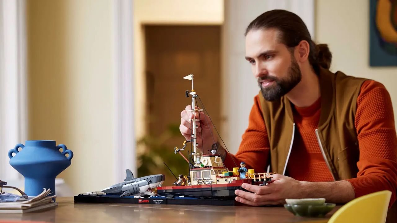 LEGO Jaws set
