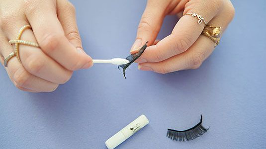 False eyelashes