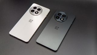 Comparing the white and black models of the OnePlus 13R