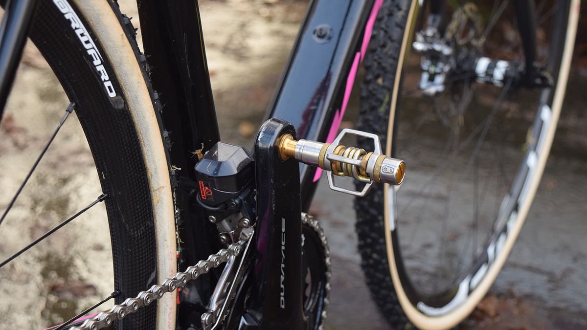 Helen Wyman opts for Crankbrothers Eggbeater pedals