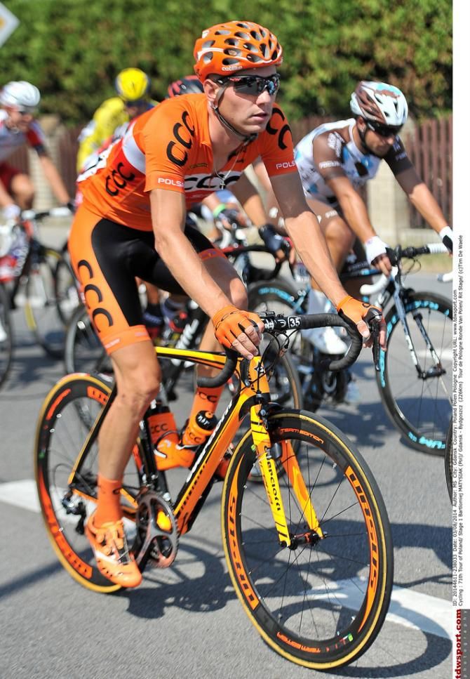 CCC Polsat have done their best to disguise the Polish national champions' jersey of Bartłomiej Matysiak