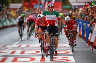 Elia Viviani wins stage 3 at the Vuelta a Espana