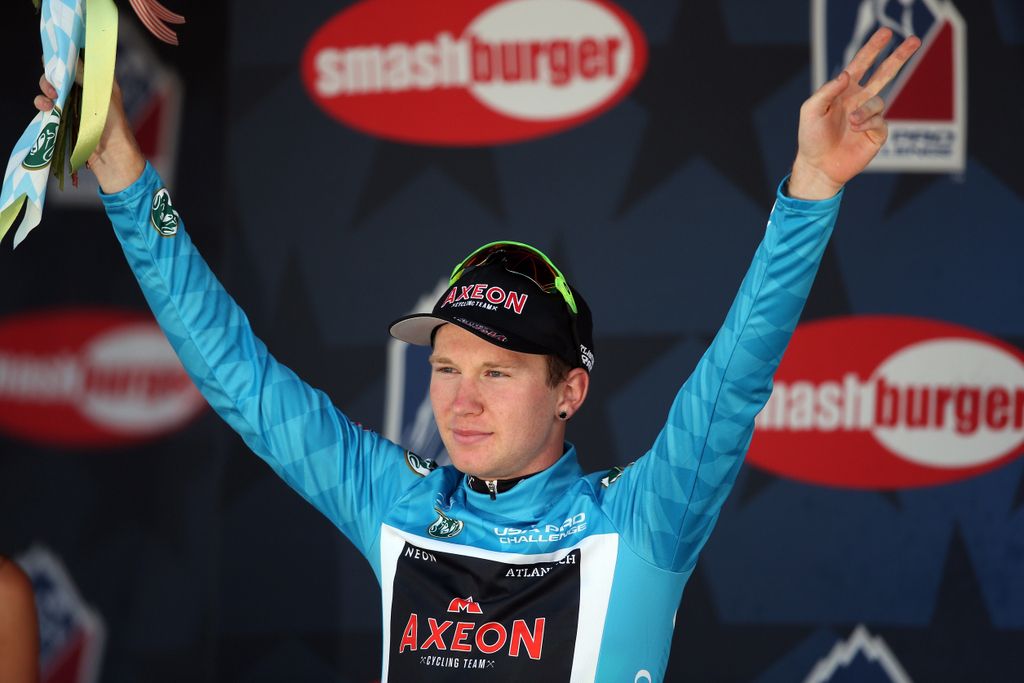 Logan Owen (Axeon) in the best young rider jersey