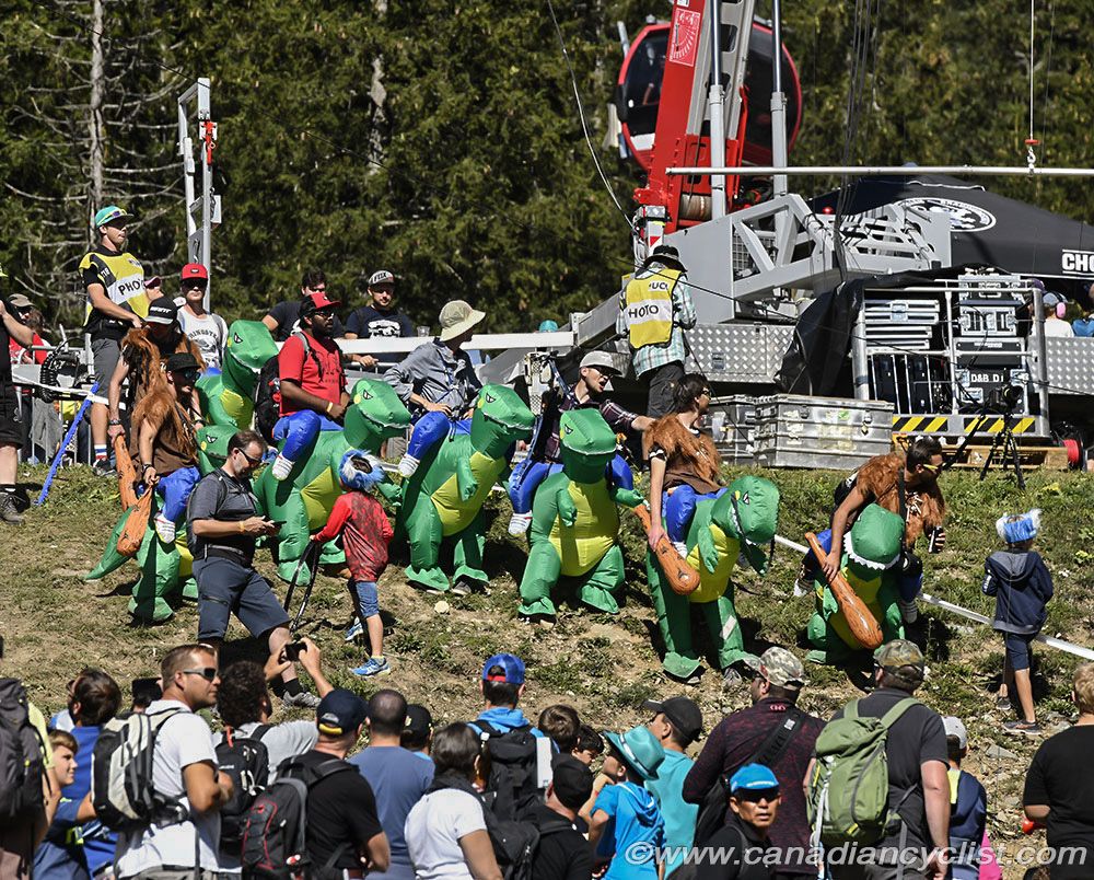 HuH! Cavemen in T-Rex pants...