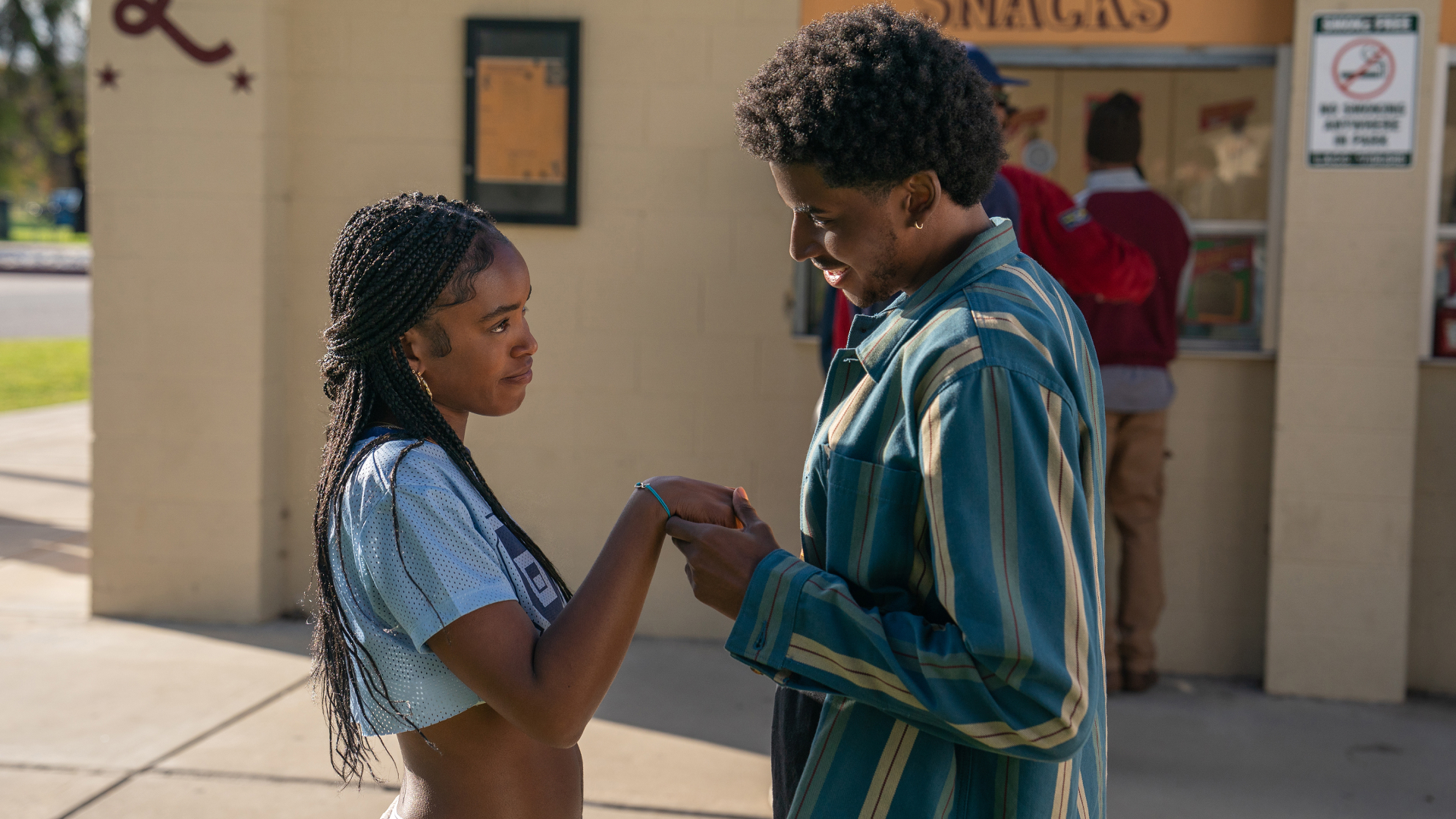 Lovie Simone as Keisha Clark and Michael Cooper Jr. as Justin Edwards in Episode 102 of Forever.