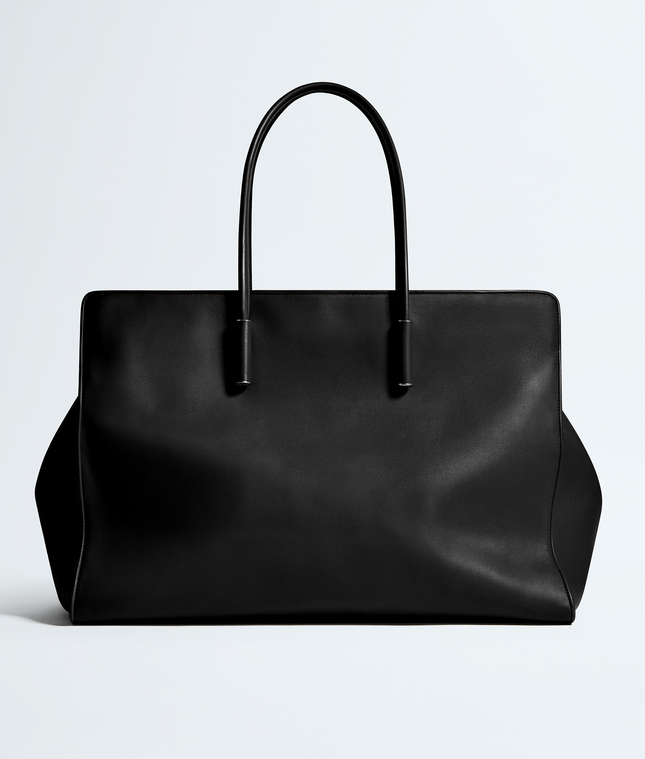 Women's Maxi Barbara Tote in Black