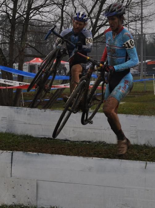 Andrew Dillman (Bob's Red Mill Cyclocross Team) and Robert Marion (American Classic Pro Cyclocross Team) had a tight battle for sixth place.