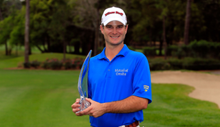 Kevin Streelman holds the Tampa Bay Championship trophy in 2013