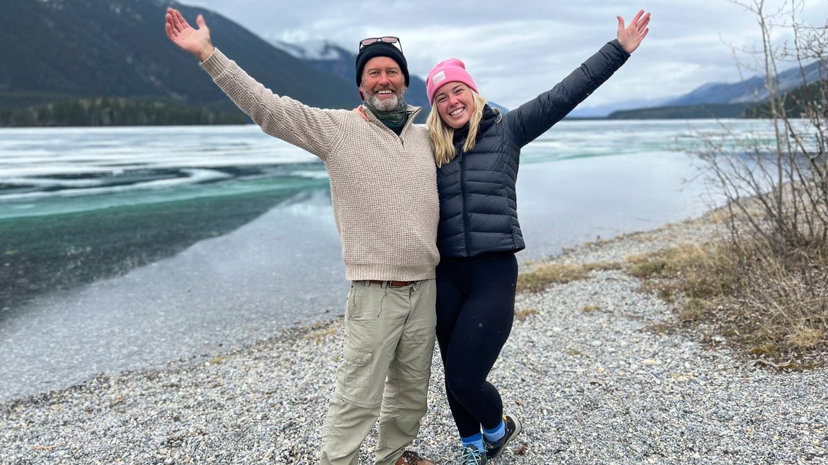 Kevin and Claudia with arms outstretched in Race Across the World S3