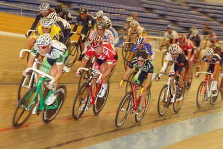 Andrew Crater back in action in the men's points race.