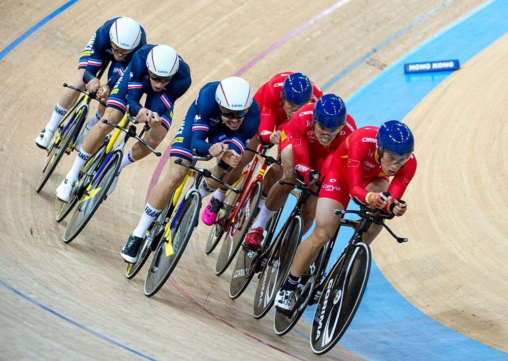 France overtakes China in the team pursuit