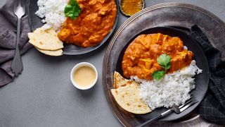 Curry with rice cooked in a healthy way