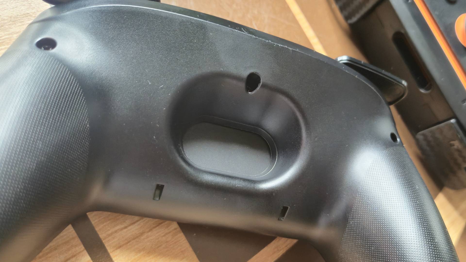 Photo by Rosalie Newcombe of the STEALTH Swith 2 Twin Controller grips.