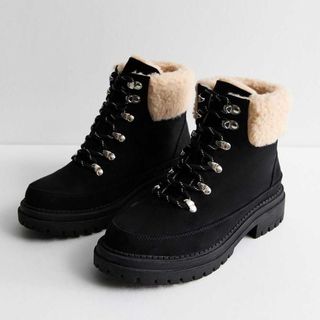 Shearling lined black winter ankle boots from New Look