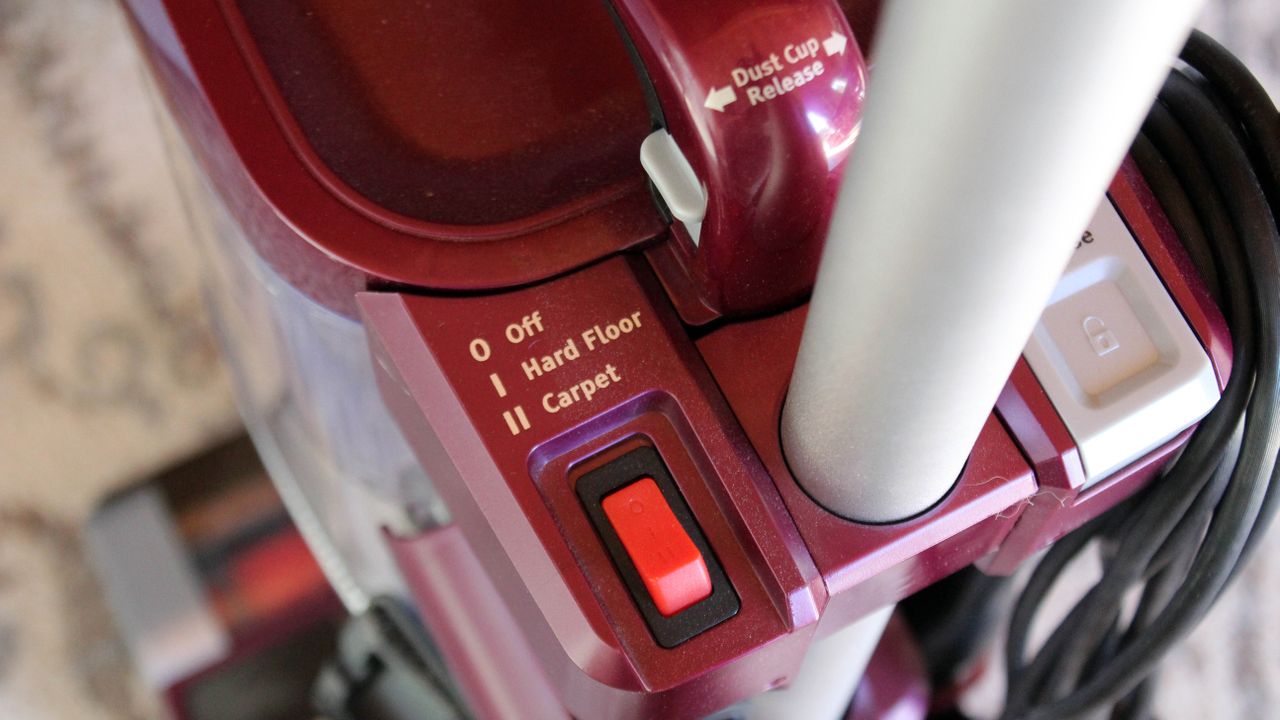 Shark rotator controls