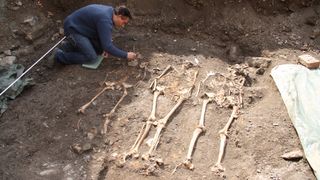 The archaeological excavations at the site of the mediaeval Jewish cemetery in the German city of Erfurt unearthed 47 graves; ancient DNA was recovered from the teeth of 33 individuals. 