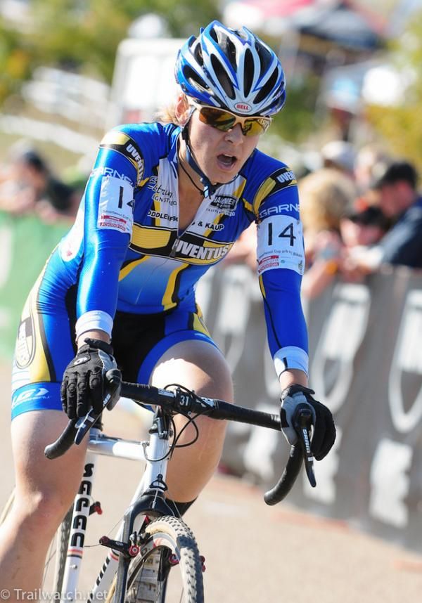 Pepper Harlton (Juventus Cycling Club) completing what may be her best UCI race ever