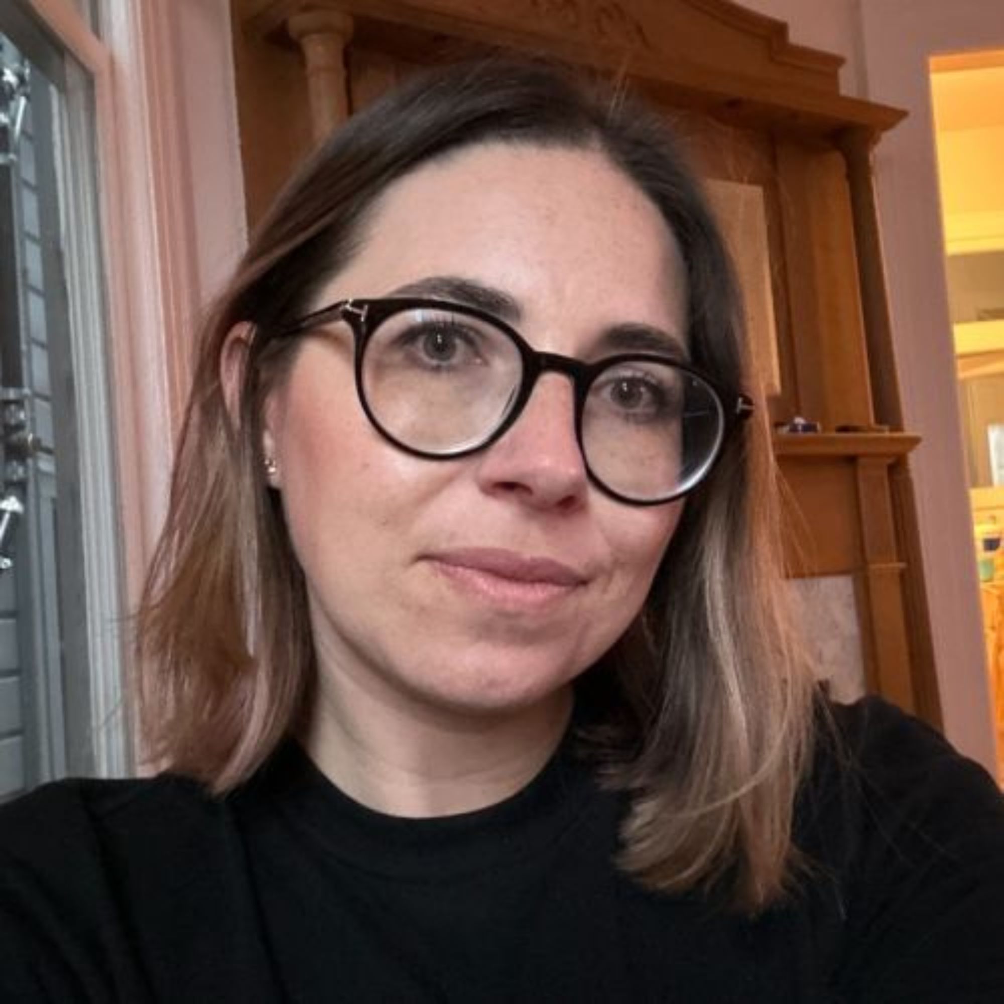 A headshot of Lo Choe