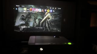 Vankyo Leisure 470 Pro projecting onto a screen