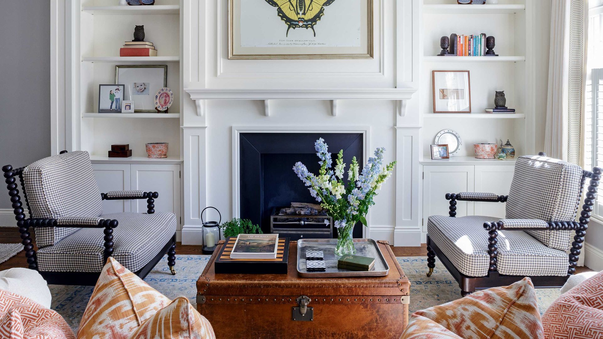 I tried The Minimalists' 'out in the open' decluttering rule