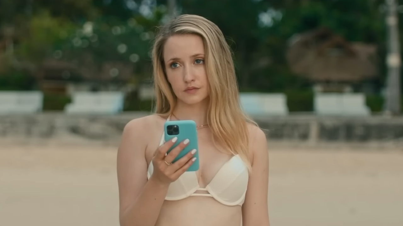 Emily Tennant in Influencer