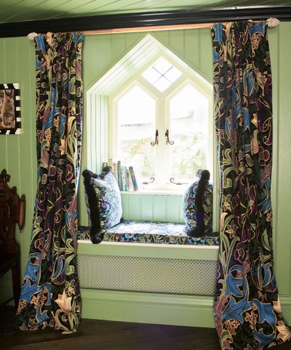Living room drape ideas: 11 designs to boost color and pattern | Homes ...
