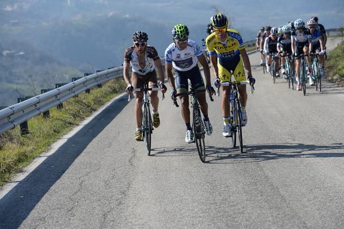 Nairo Quintana and Alberto Contador put the race leader in trouble
