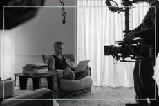 Robbie Williams at home in the Netflix documentary Robbie Williams