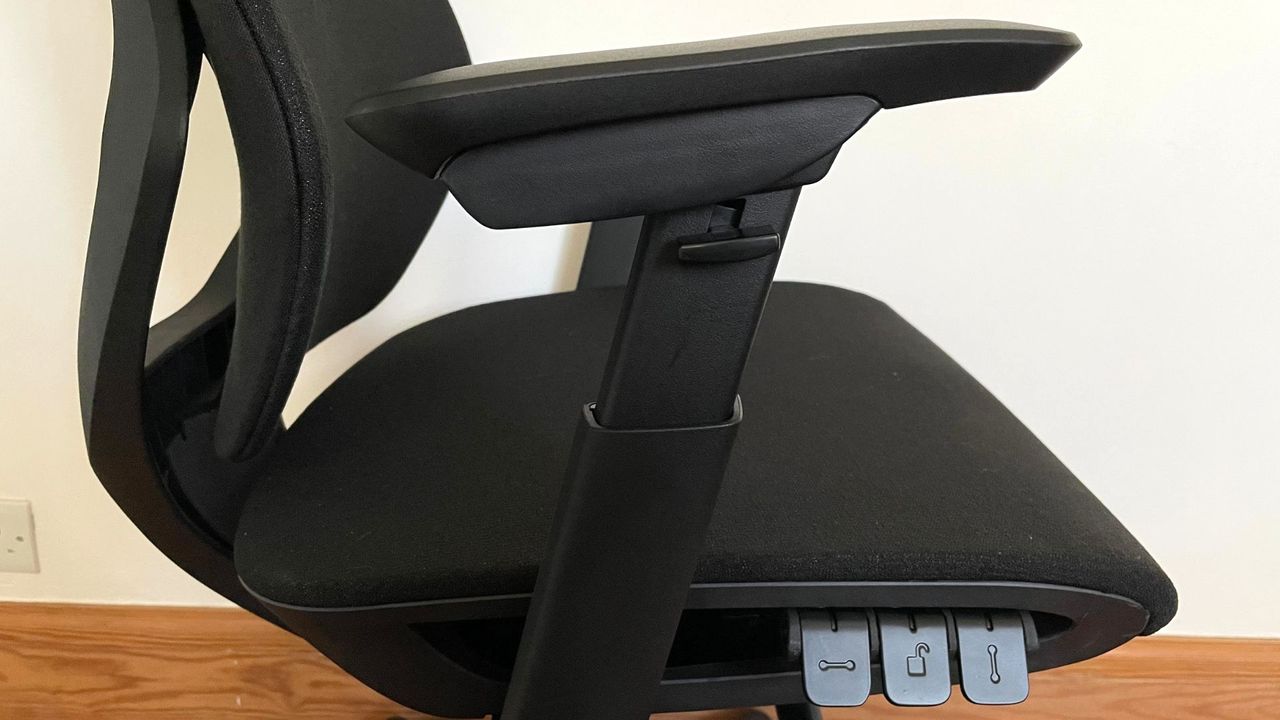 FlexiSpot BS12 Pro