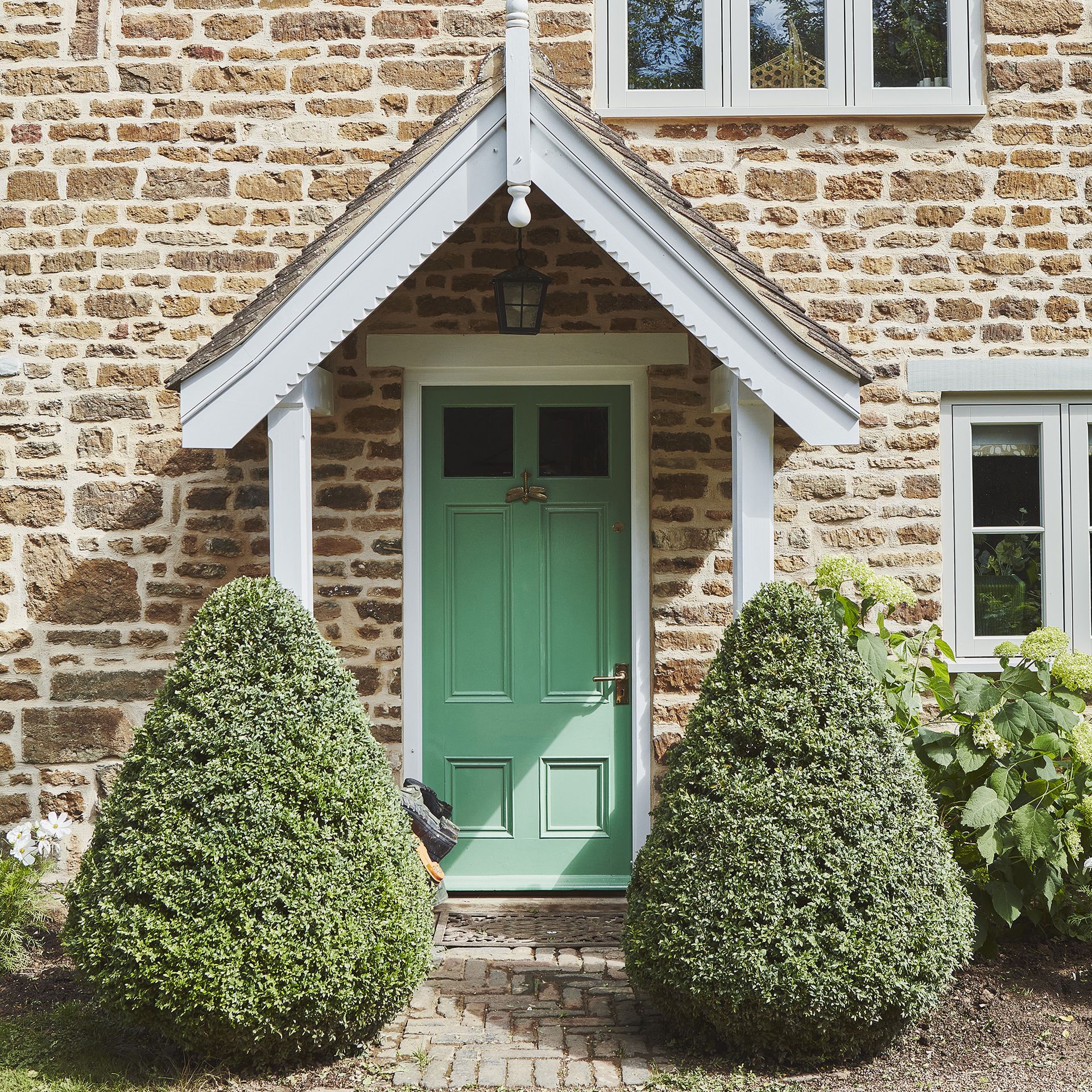 Replacing a front door — how to choose the right option | Ideal Home