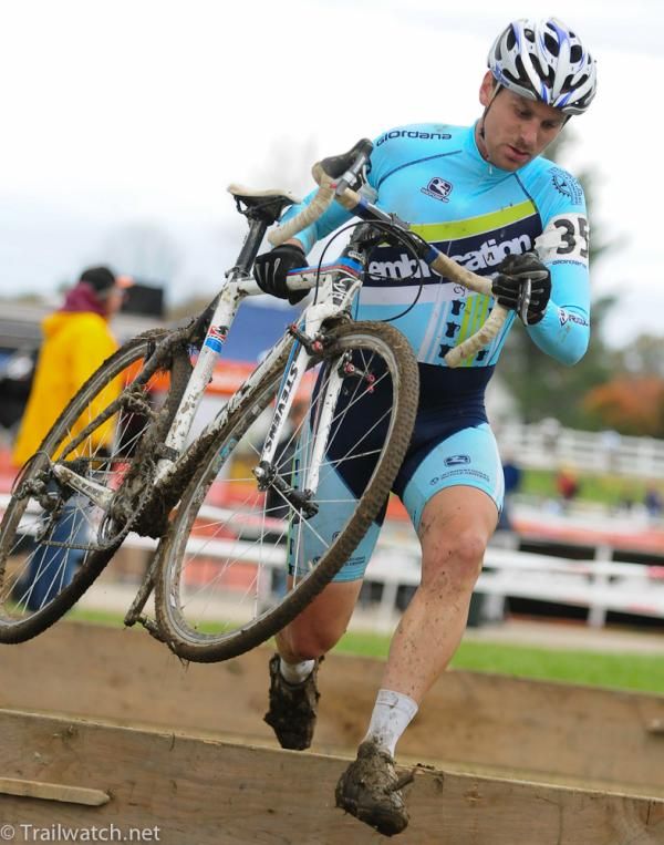Pierre Vanden Borre (Embrocation Journal) running the barriers