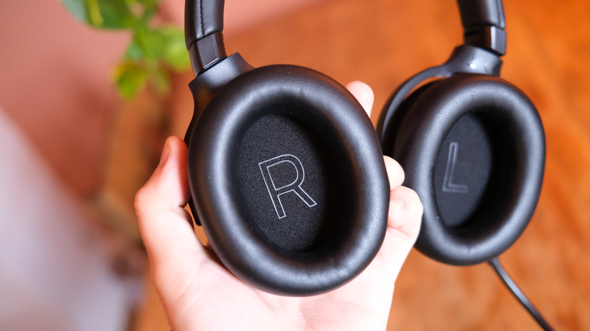 Razer Barracuda V2 Pro headset review