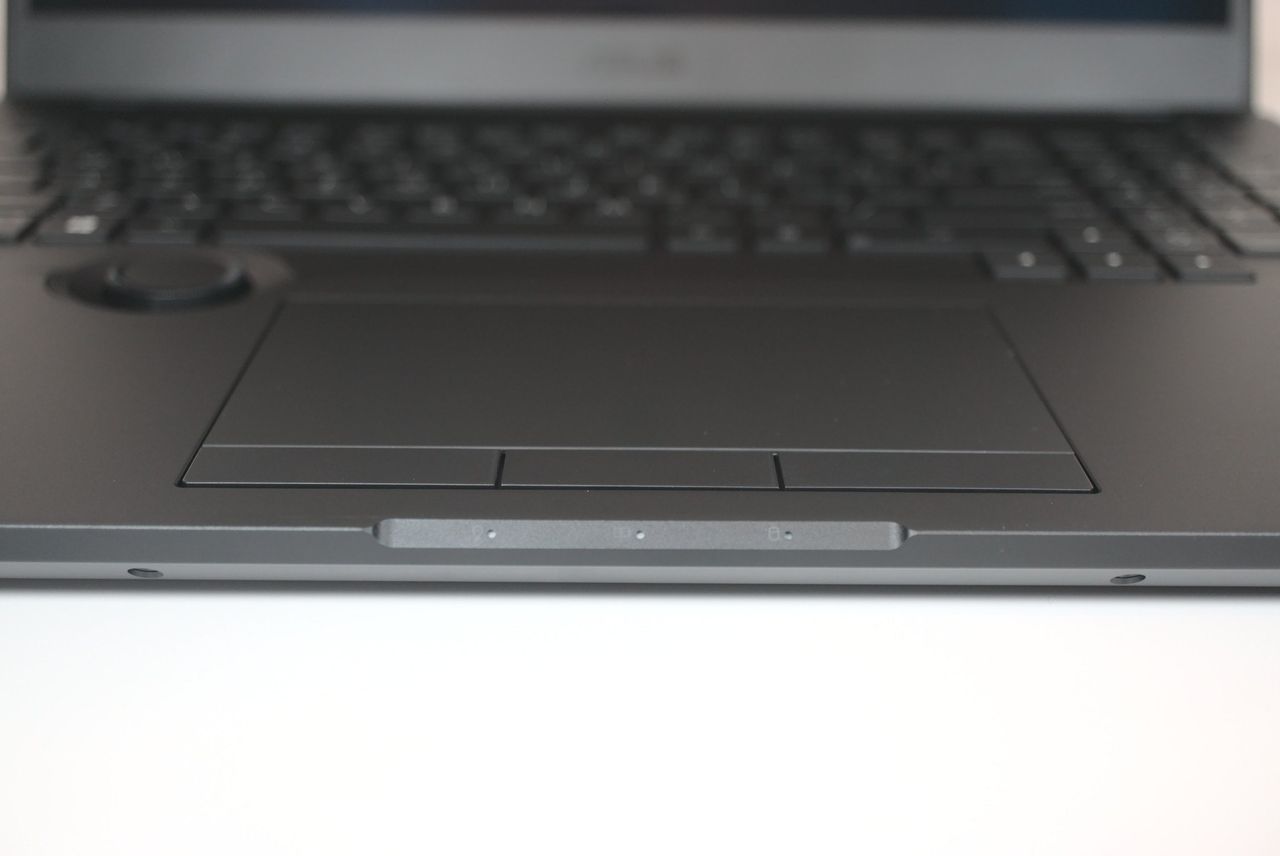ASUS ProArt Studiobook 16 (H5600)