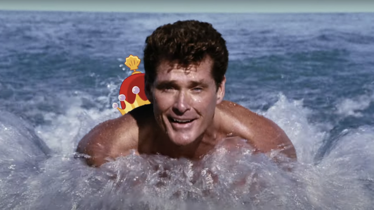 David Hasselhoff navigue dans l'eau dans le film SpongeBob Squarepants