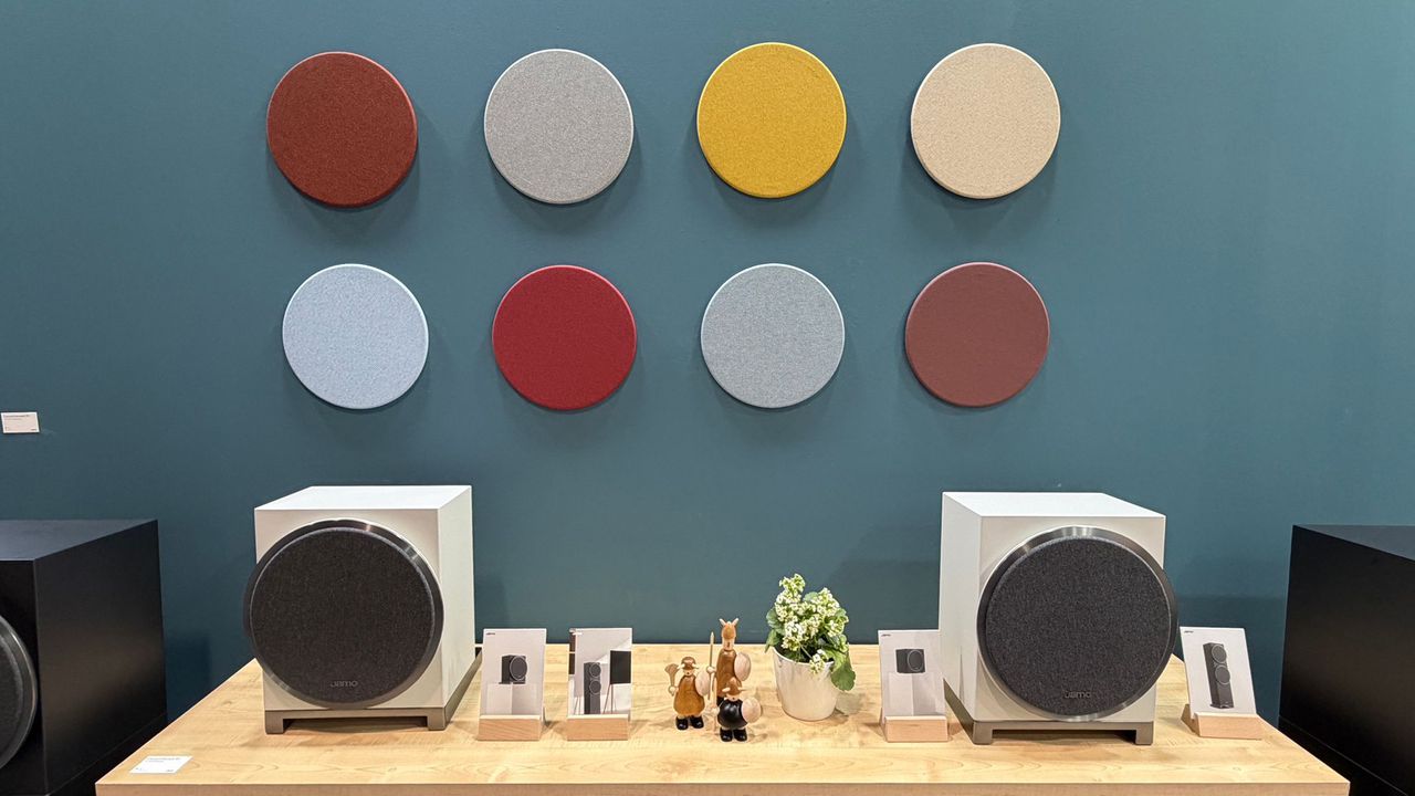 Jamo Concert Element 50 bookshelf speaker