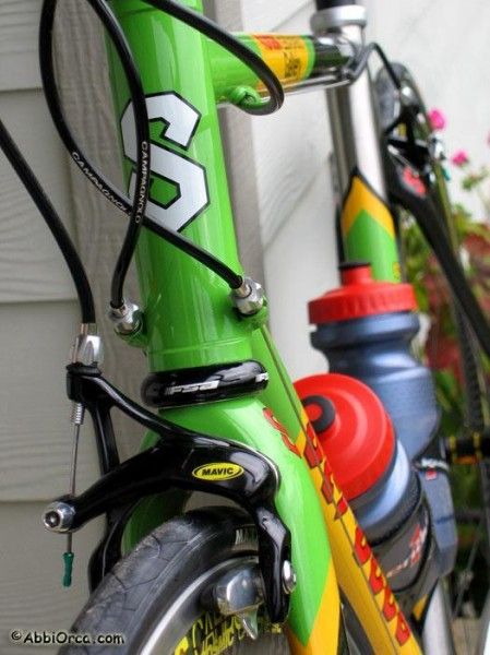 Mavic brakes and head tube mounted cable stops on the team's Serotta Ottrotts.