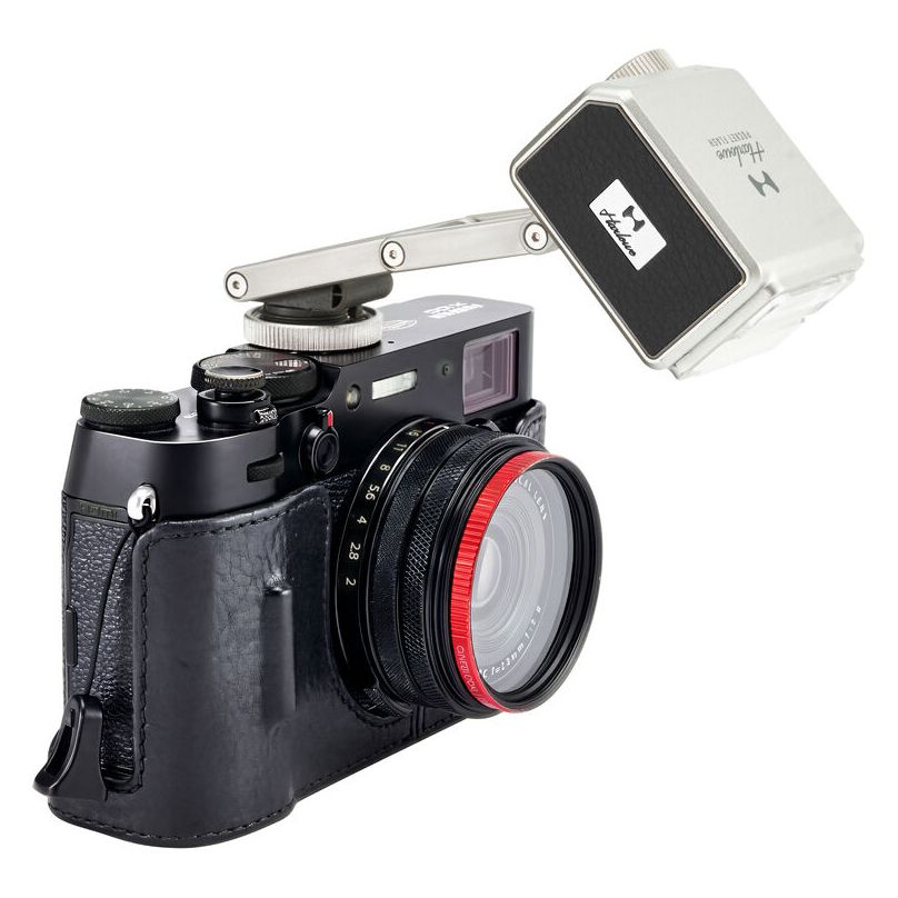 The Harlowe Pocket Flash is a small retro-styled flash with riser legs