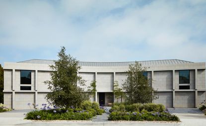 Amalfi residence front facade by johnson marklee