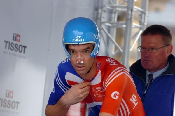 David Millar gets ready to start