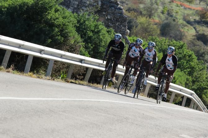 Peraud and Betnacur get in the pre-season kilometres