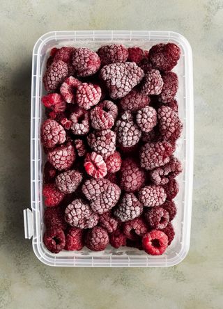 Frozen berries