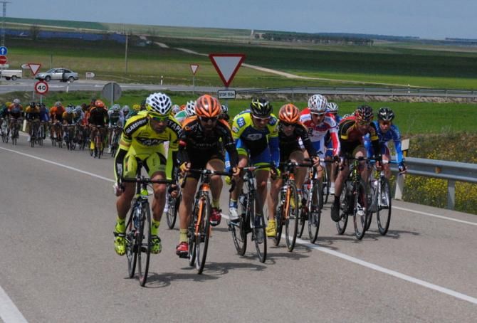 Peloton strikes back with its own echelon