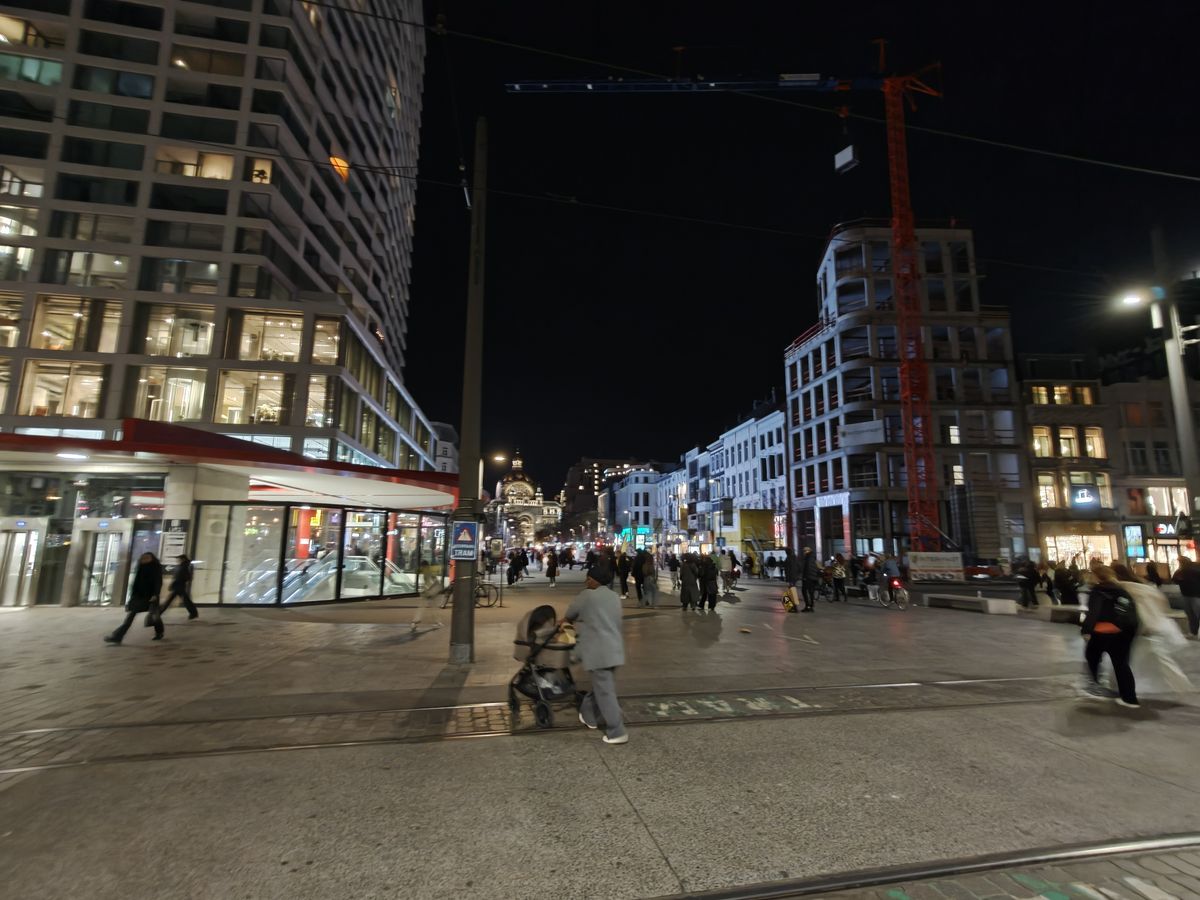 OnePlus 15 voorbeeldfoto