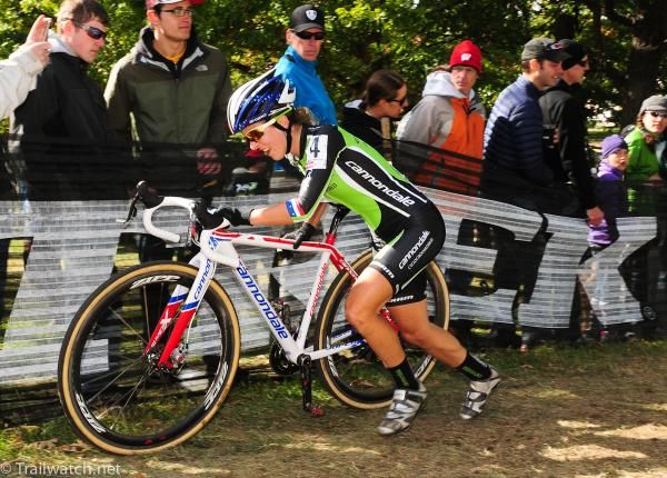 Kaitlin Antonneau (Cannondale p/b Cyclocrossworld) on the run-up in sixth position