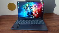 Lenovo IdeaPad Slim 3X on a table top. 