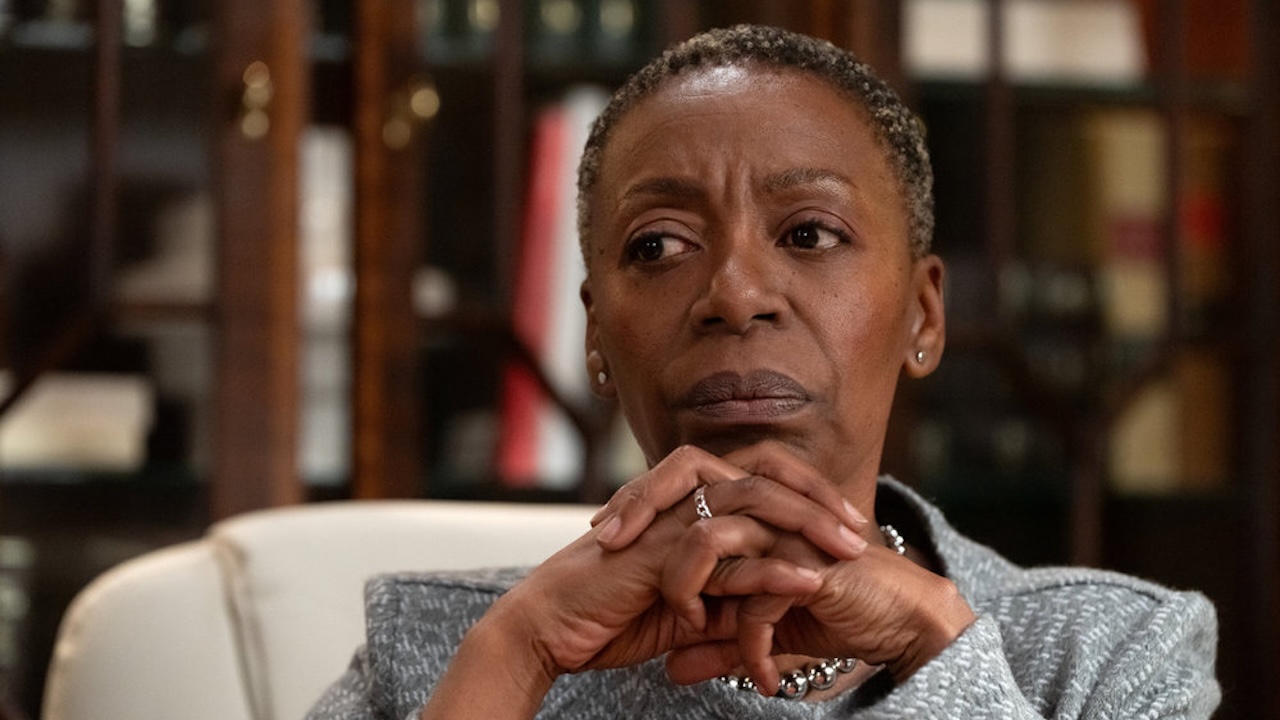 Tynan looking stern in Law &amp;amp; Order: SVU Season 2708