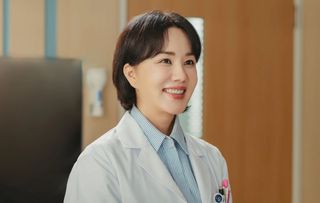 Uhm Jung-hwa in Netflix k-drama 'Doctor Cha'