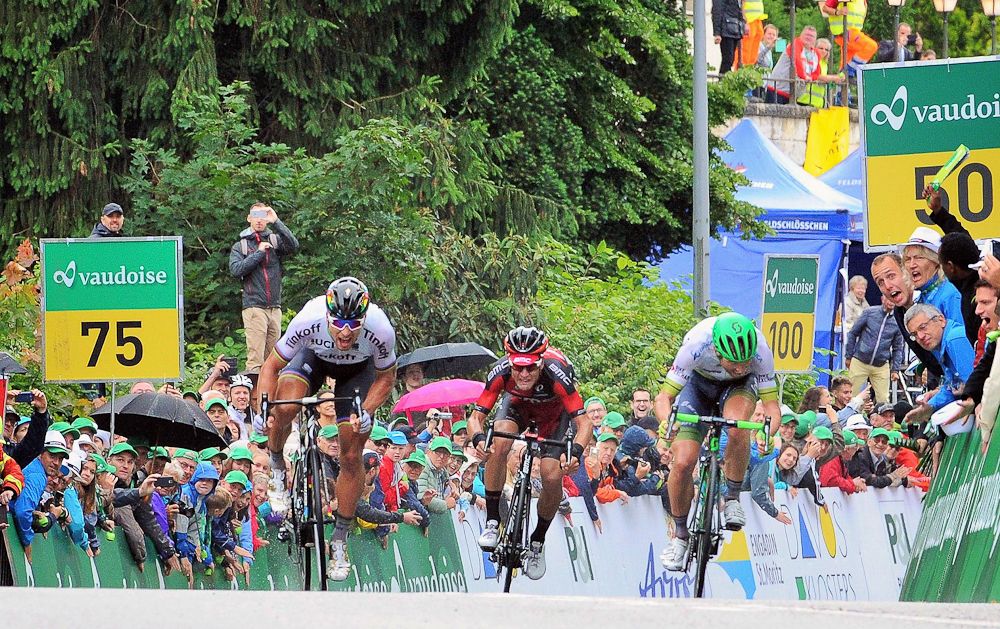 Peter Sagan beats Michael Albasini and Silvan Dillier to win stage 3 at the Tour de Suisse