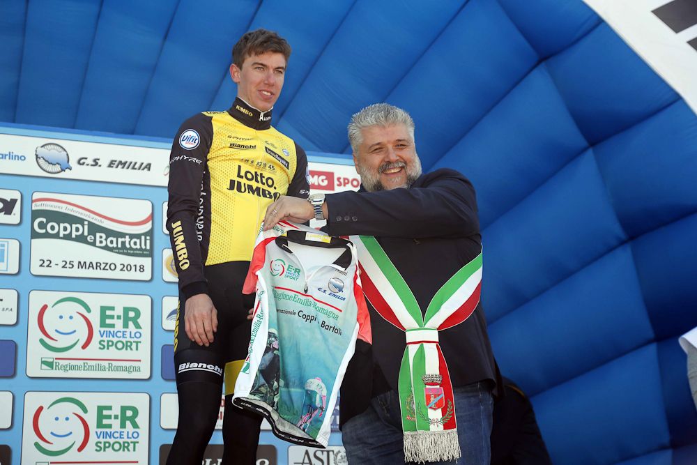 Pascal Eenkhoorn (LottoNL-Jumbo) on the podium after winning the opening stage at Coppi e Bartali